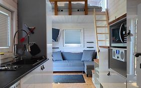 TinyHouse mit Faßsauna, beste Alleinlage direkt am Naturteich, große Terrasse - Nähe Sächsische Schweiz und Dresden - BestPrice
